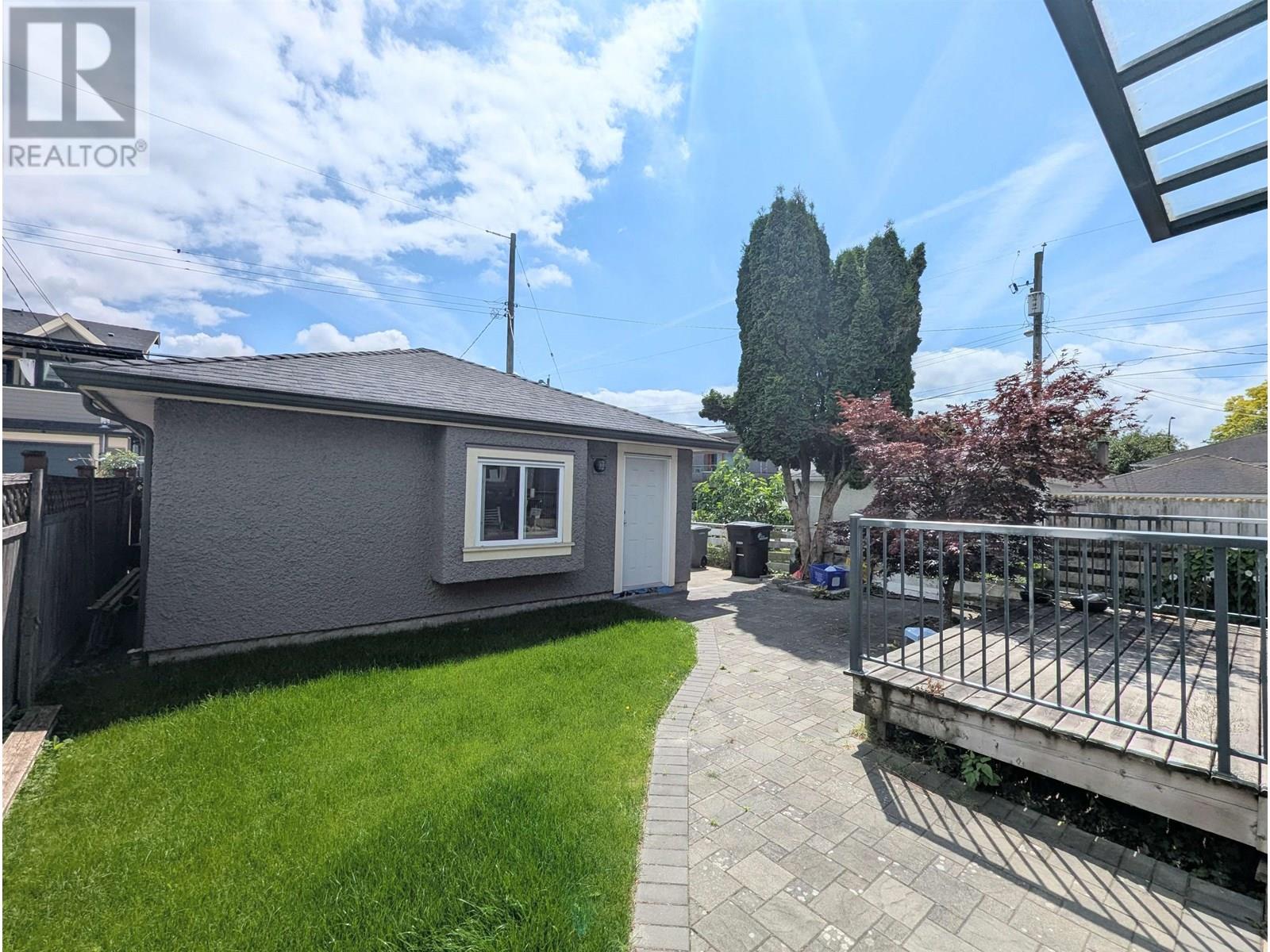 Photo 11 of 6466 Commercial Street, Vancouver BC