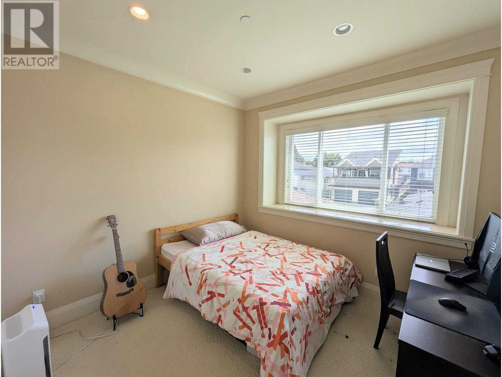 Photo 2 of 6466 Commercial Street, Vancouver BC