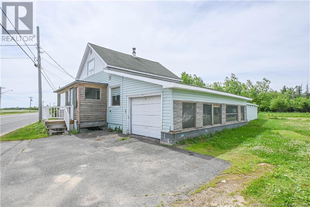 Photo 8 of 311 Jd Gauthier Boulevard, Shippagan NB