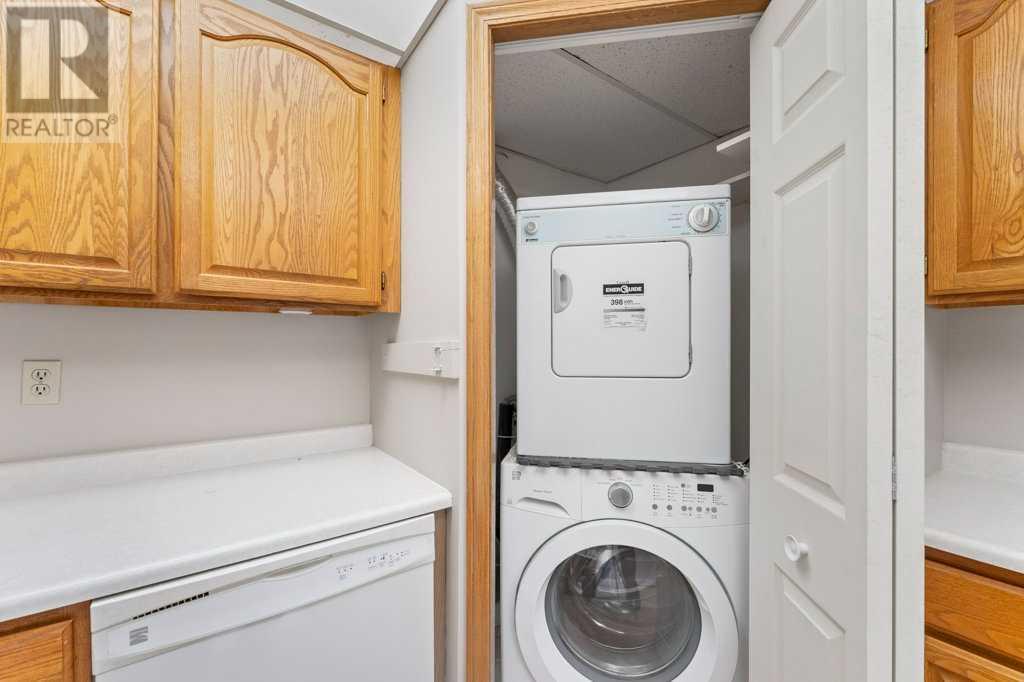 Single Family House for Sale in    Street SW Glenbrook Calgary 