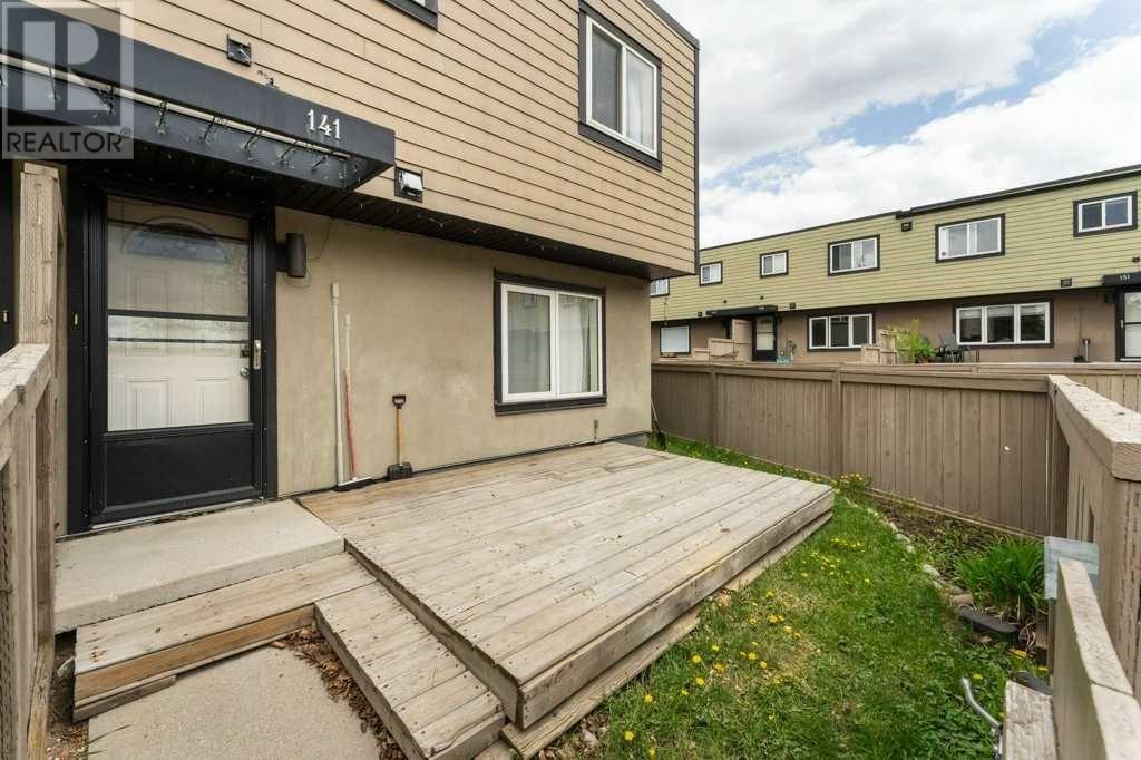 Single Family House for Sale in    Street SW Glenbrook Calgary 