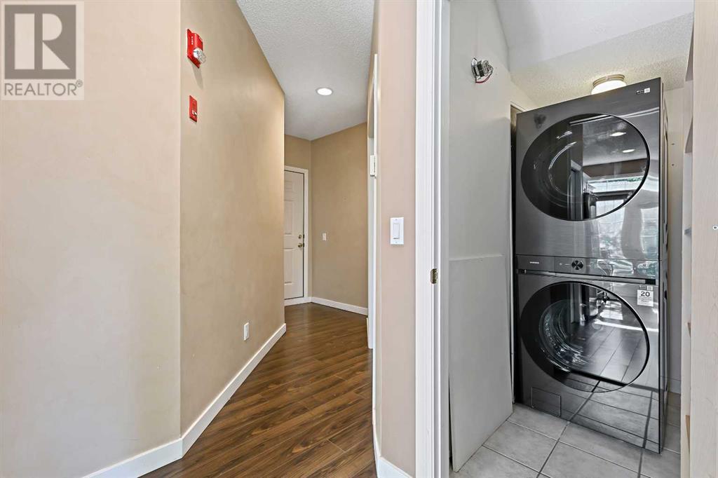 Single Family House for Sale in    Street SW Windsor Park Calgary 