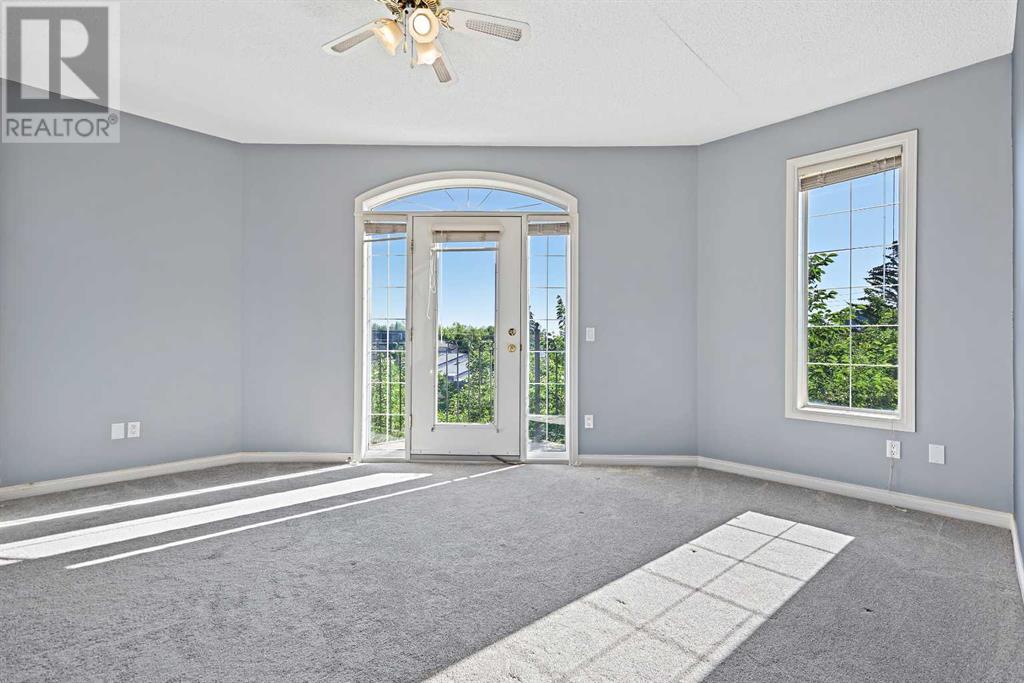 Single Family House for Sale in    Street SW Windsor Park Calgary 