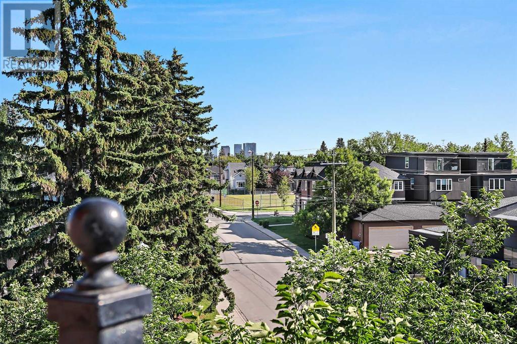 Single Family House for Sale in    Street SW Windsor Park Calgary 