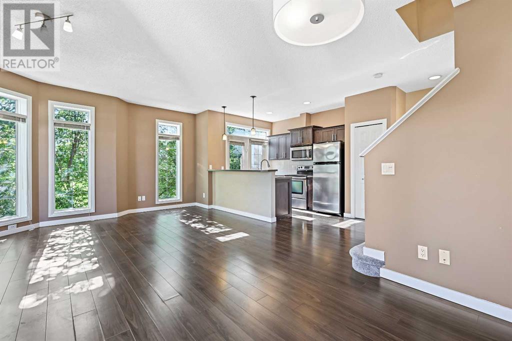 Single Family House for Sale in    Street SW Windsor Park Calgary 