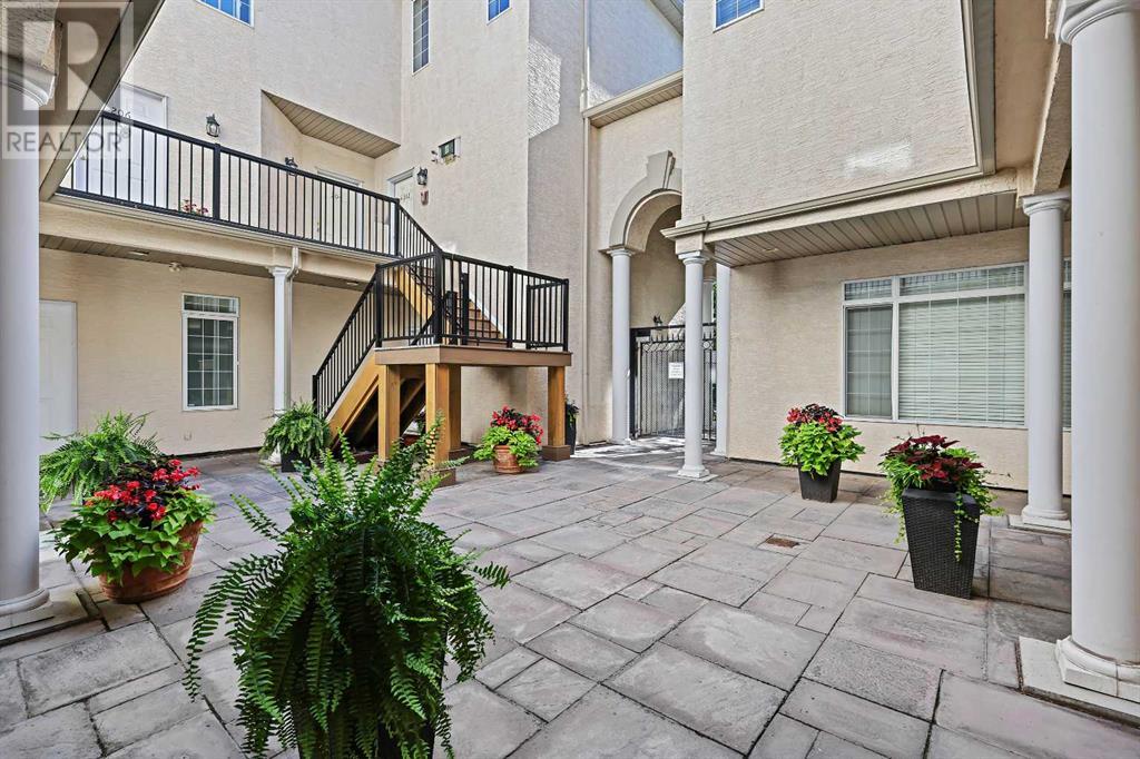 Single Family House for Sale in    Street SW Windsor Park Calgary 