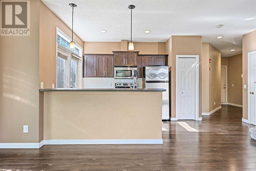 Single Family House for Sale in    Street SW Windsor Park Calgary 