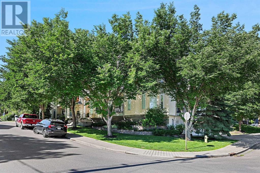Single Family House for Sale in    Street SW Windsor Park Calgary 