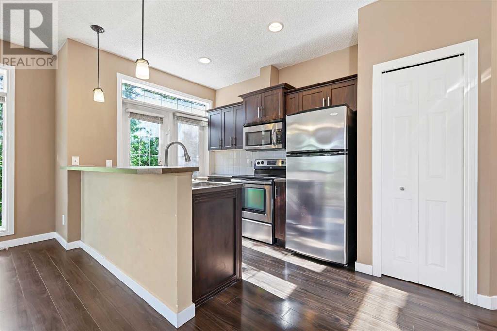 Single Family House for Sale in    Street SW Windsor Park Calgary 