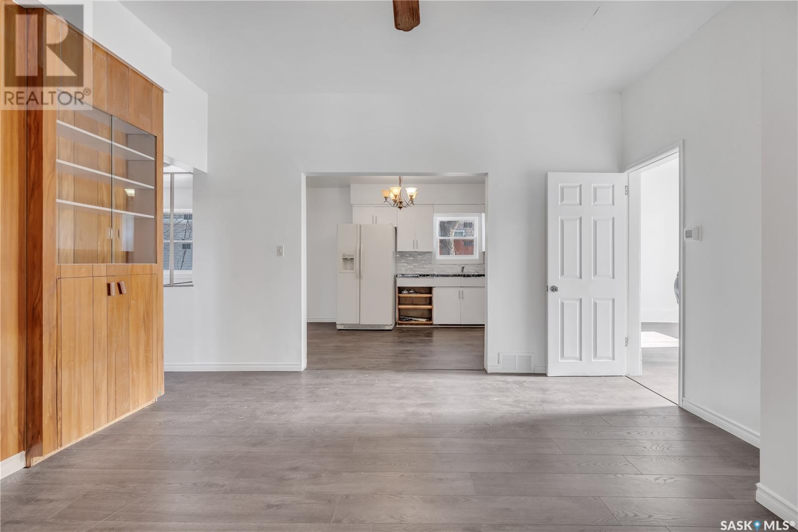 Photo 42 of 210 Oriole Avenue, Briercrest SK