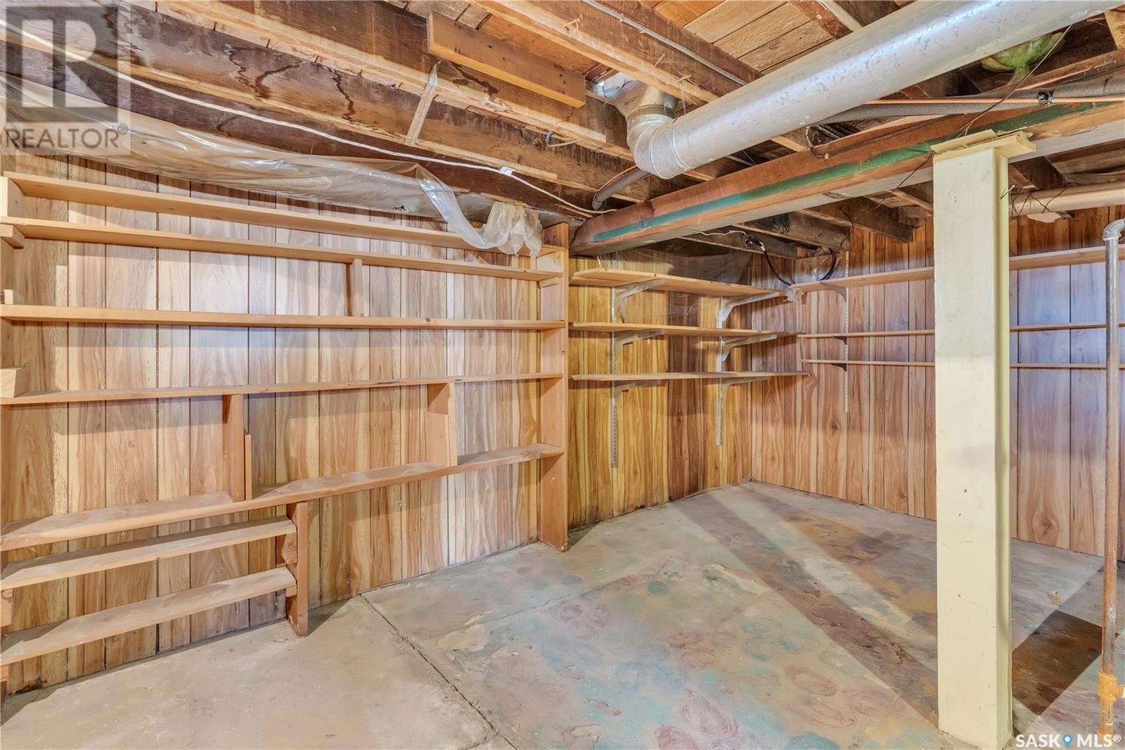 Photo 34 of 210 Oriole Avenue, Briercrest SK