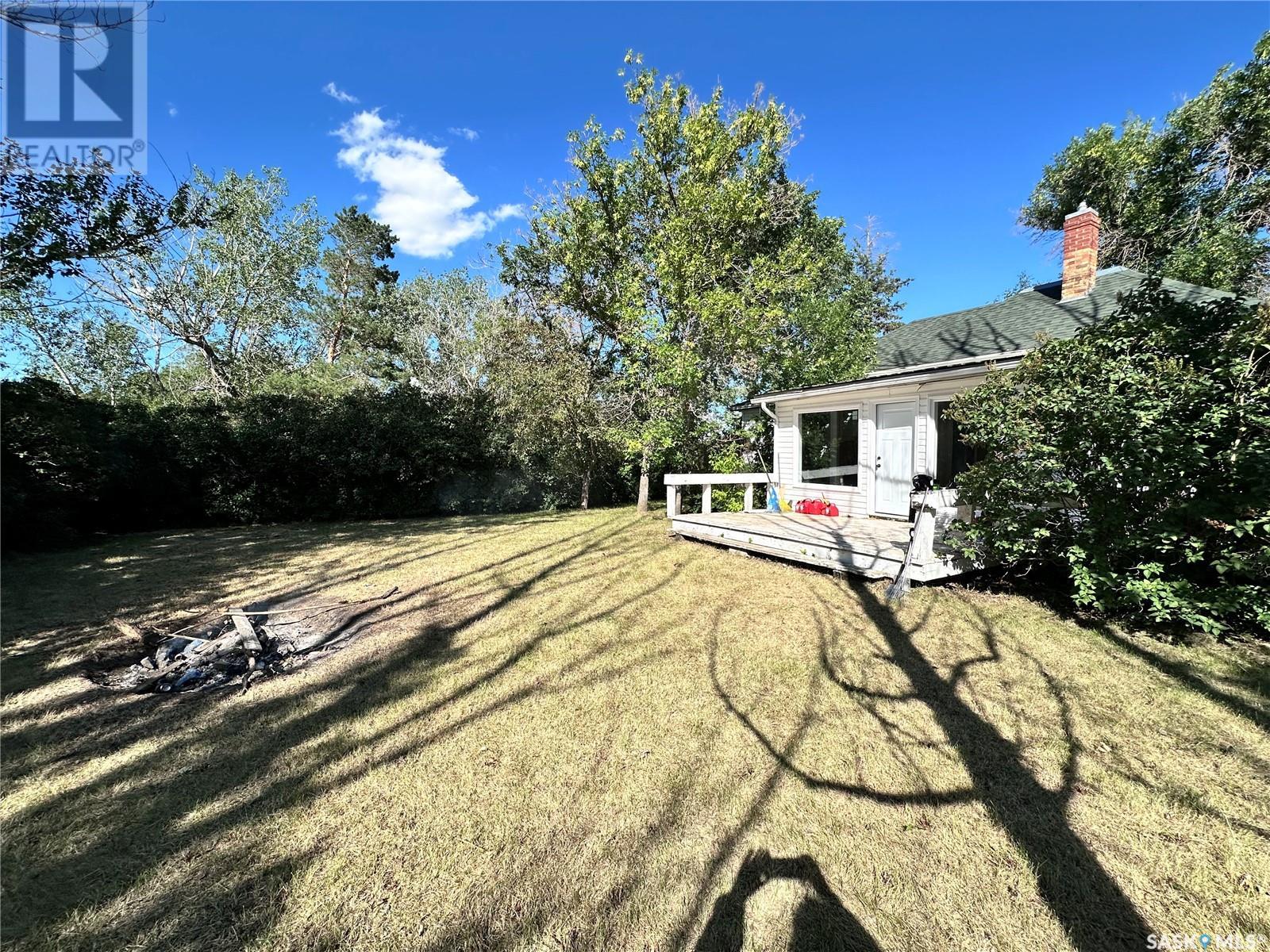 Photo 36 of 210 Oriole Avenue, Briercrest SK