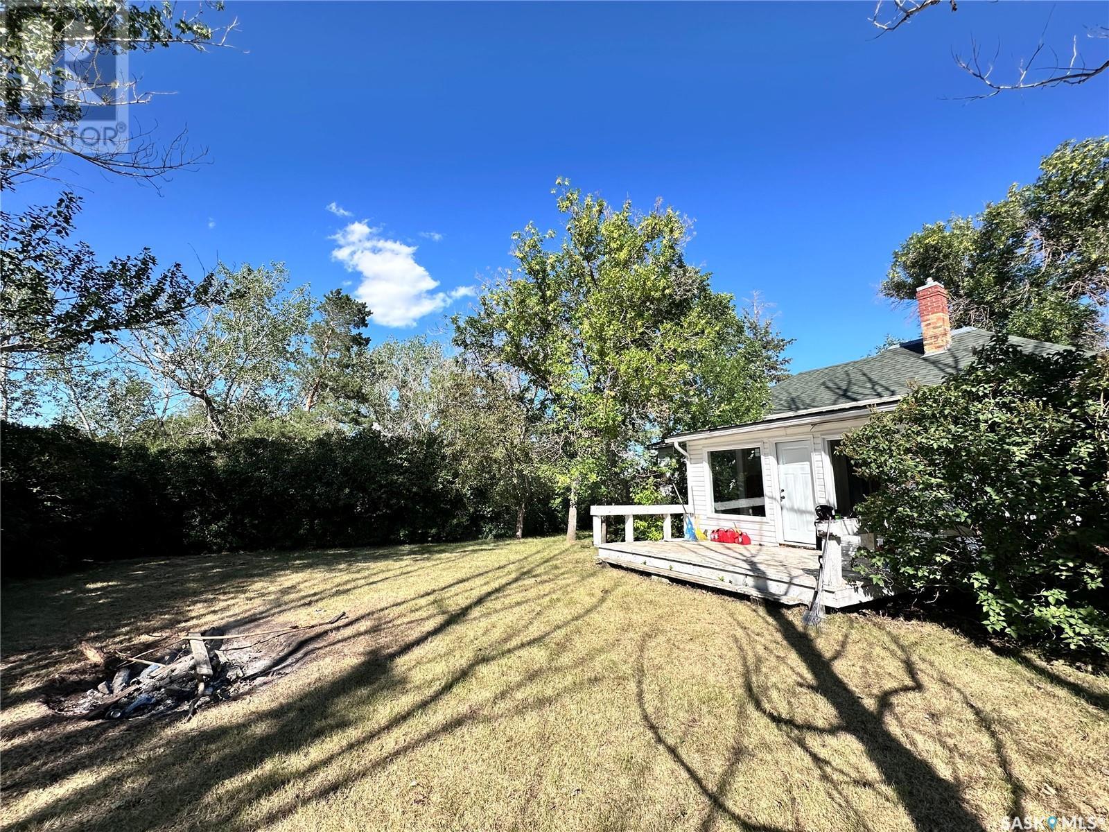 Photo 29 of 210 Oriole Avenue, Briercrest SK