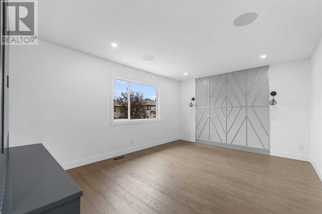 Single Family House for Sale in  Spring Crescent SW Springbank Hill Calgary 