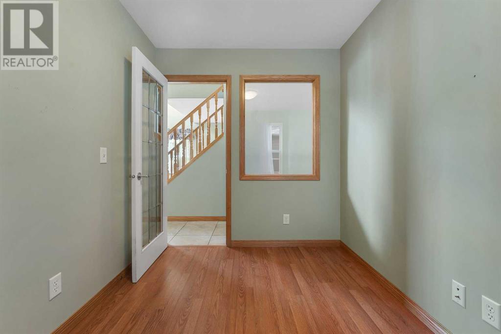 Single Family House for Sale in  Saddleland Crescent NE Saddle Ridge Calgary 