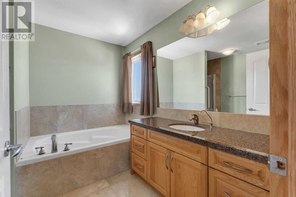 Single Family House for Sale in  Saddleland Crescent NE Saddle Ridge Calgary 