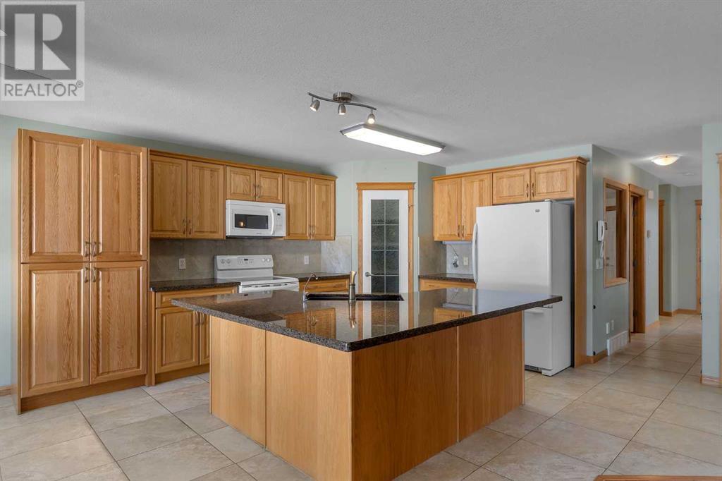 Single Family House for Sale in  Saddleland Crescent NE Saddle Ridge Calgary 