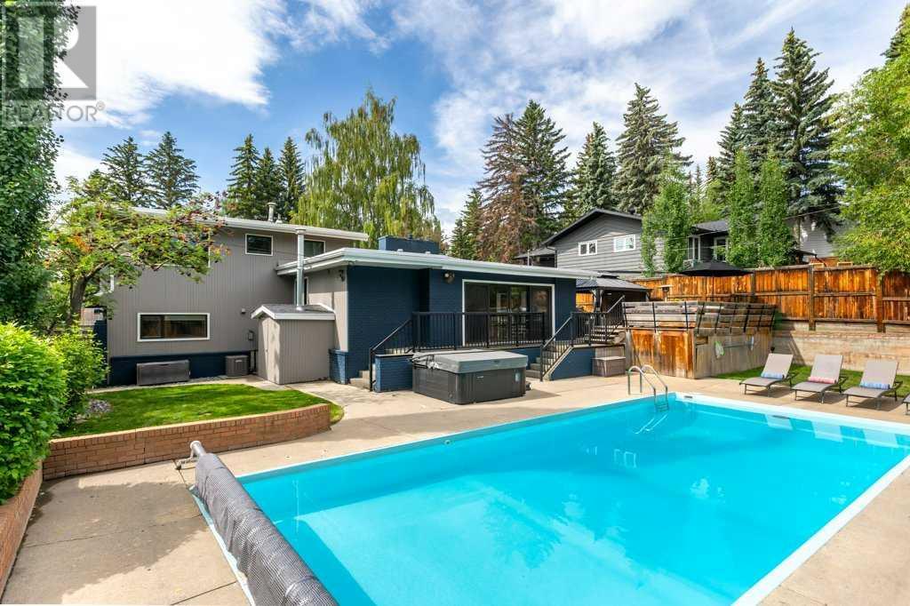 Single Family House 4 Level for Sale in  Massey Place SW Mayfair Calgary 