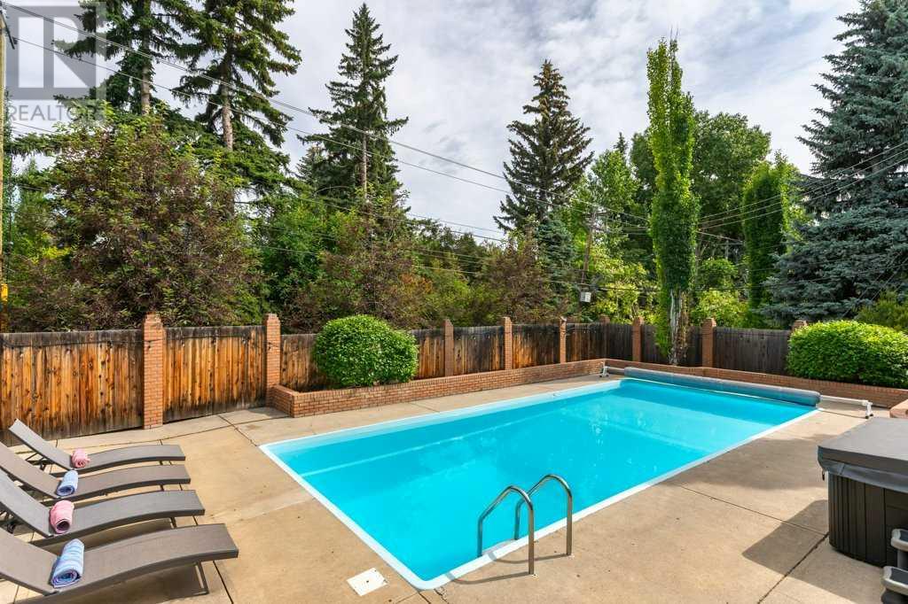 Single Family House 4 Level for Sale in  Massey Place SW Mayfair Calgary 