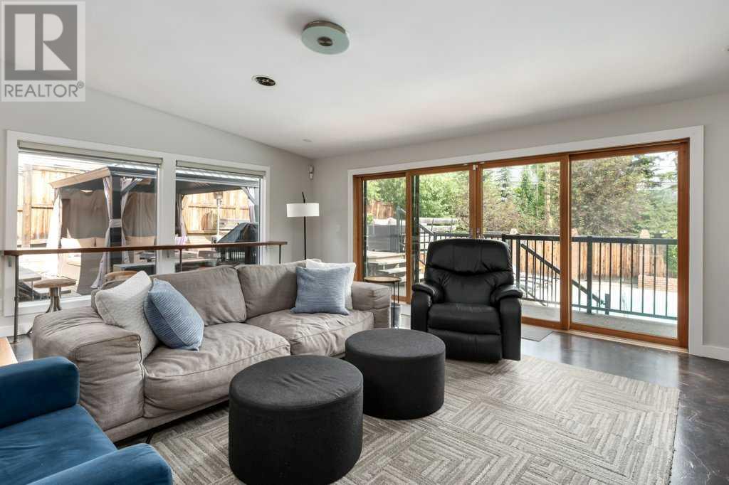 Single Family House 4 Level for Sale in  Massey Place SW Mayfair Calgary 
