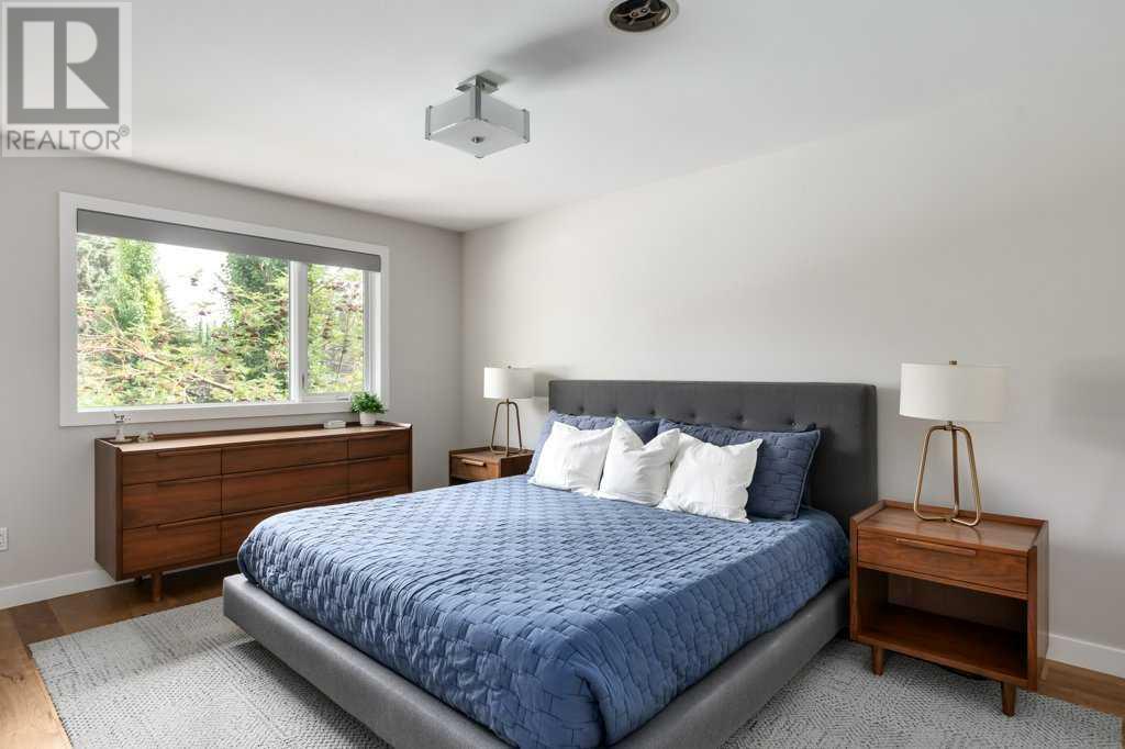 Single Family House 4 Level for Sale in  Massey Place SW Mayfair Calgary 