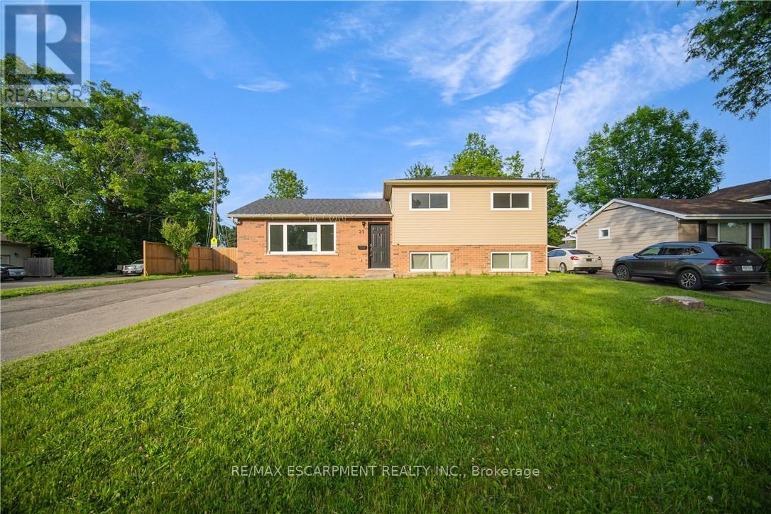 Photo 30 of 25 Patterson Drive, Brantford ON