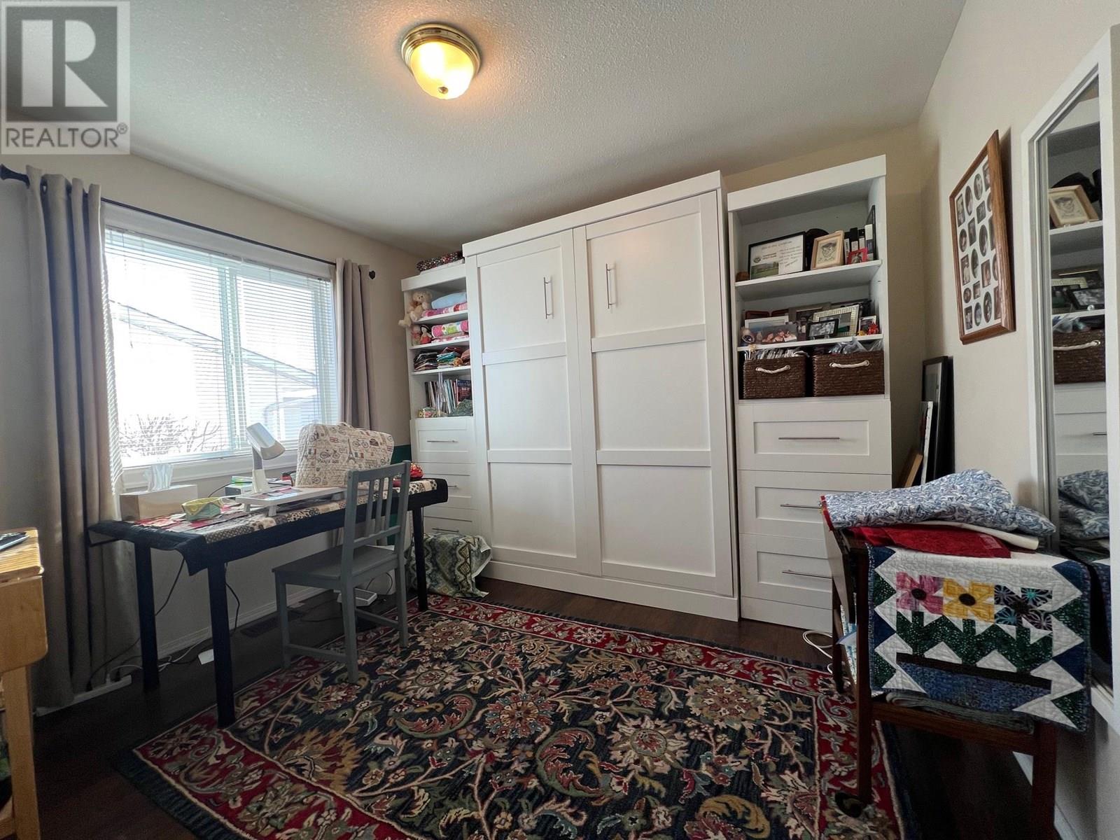 Photo 10 of 814 8 Avenue, Vernon BC