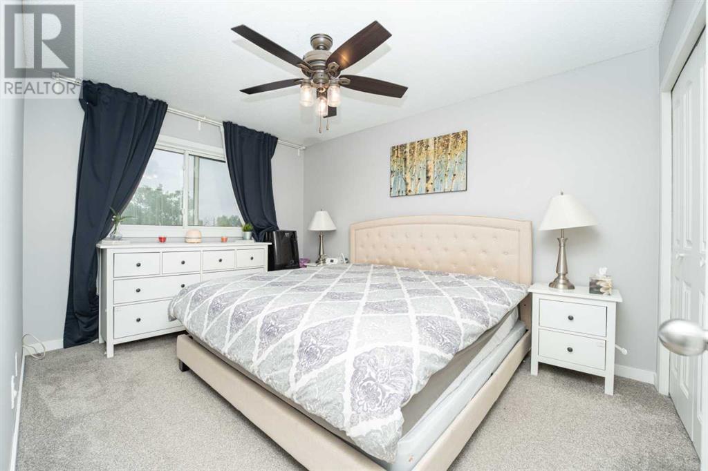 Single Family House for Sale in  Pinehill Road NE Pineridge Calgary 