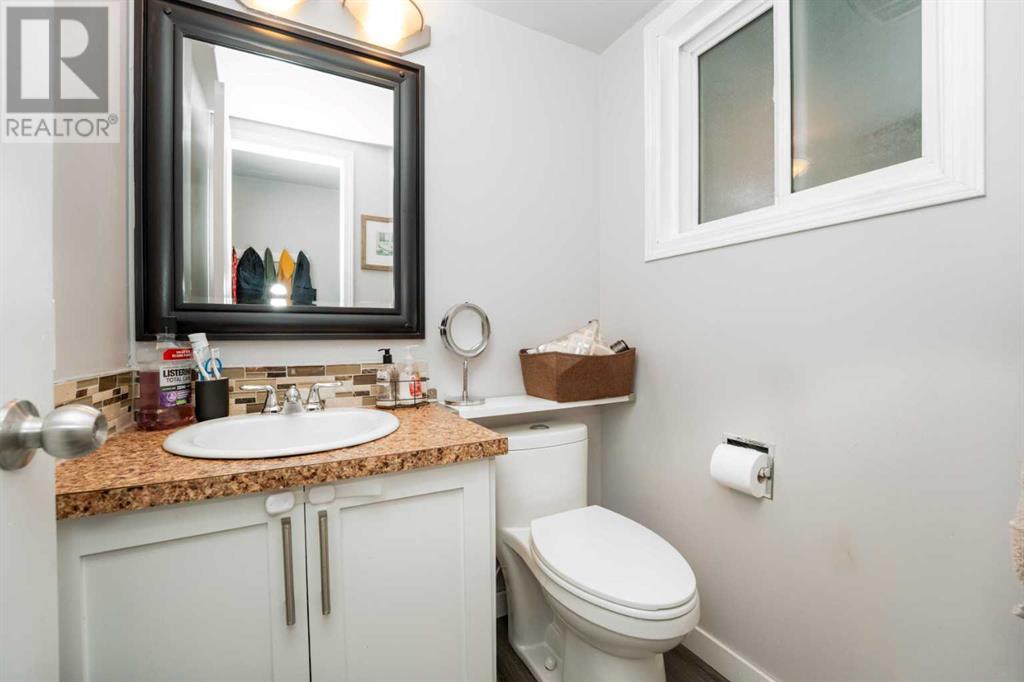 Single Family House for Sale in  Pinehill Road NE Pineridge Calgary 