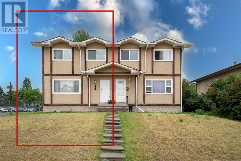Single Family House for Sale in  Pinehill Road NE Pineridge Calgary 