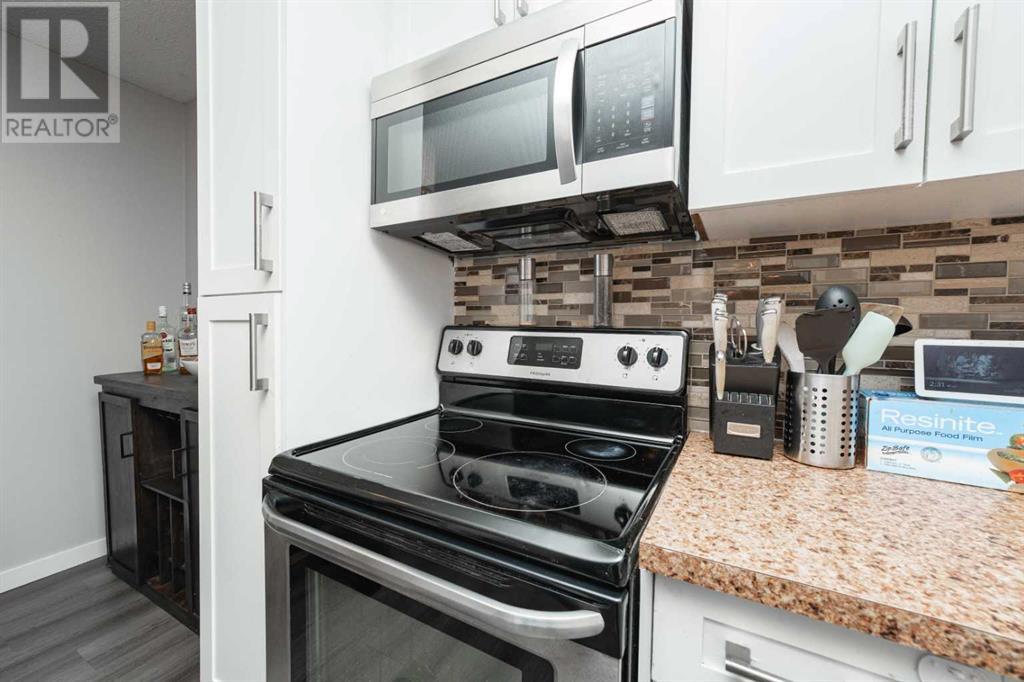Single Family House for Sale in  Pinehill Road NE Pineridge Calgary 
