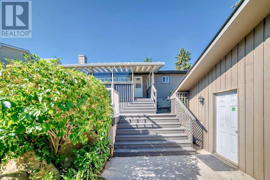 Single Family House Bungalow for Sale in  Palliser Drive SW Oakridge Calgary 