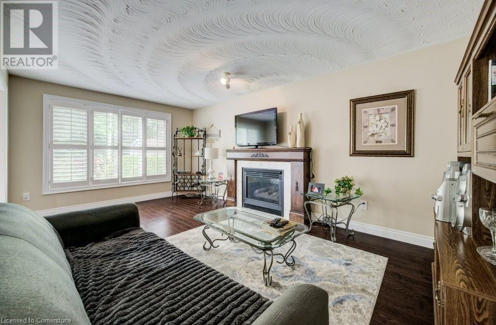Photo 19 of 1056 Plains View Avenue, Burlington ON