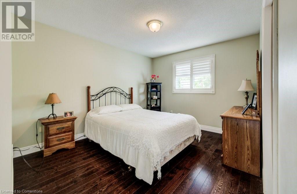 Photo 31 of 1056 Plains View Avenue, Burlington ON