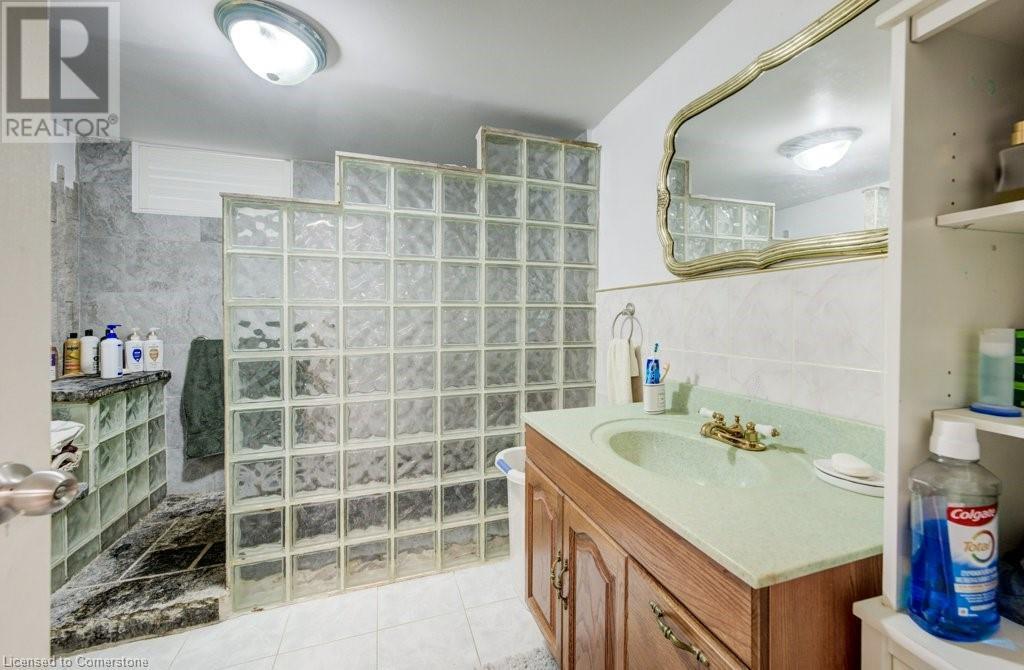 Photo 45 of 1056 Plains View Avenue, Burlington ON
