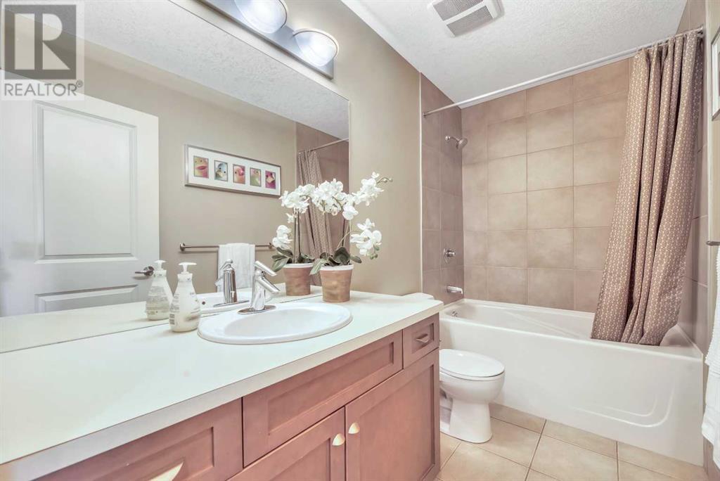 Single Family House for Sale in   Avenue SE Inglewood Calgary 