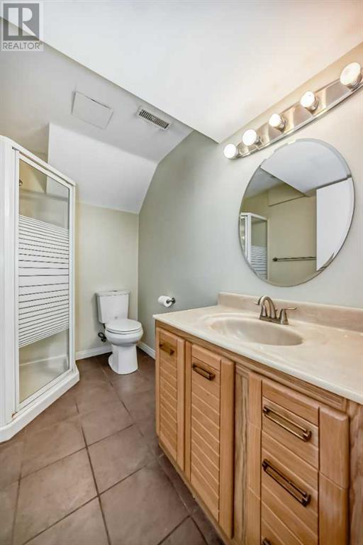 Single Family House Bungalow for Sale in  Dalhart Hill NW Dalhousie Calgary 