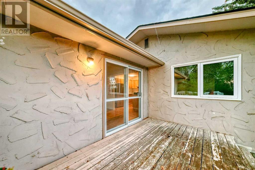 Single Family House Bungalow for Sale in  Dalhart Hill NW Dalhousie Calgary 