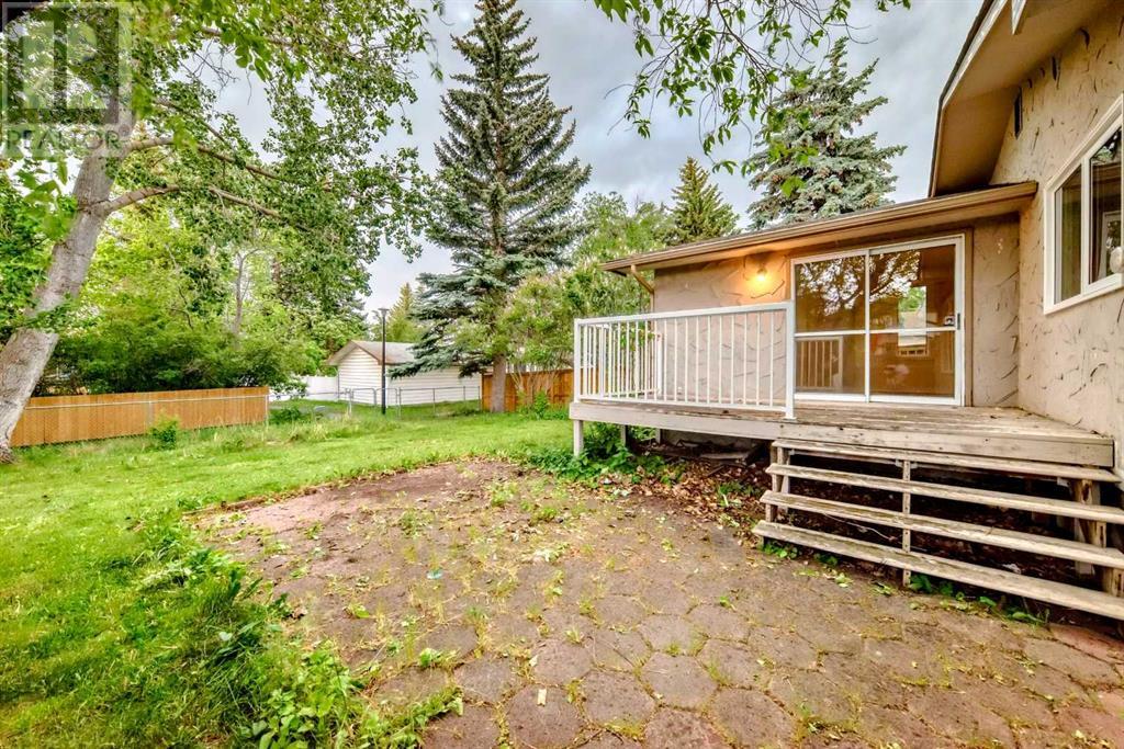 Single Family House Bungalow for Sale in  Dalhart Hill NW Dalhousie Calgary 