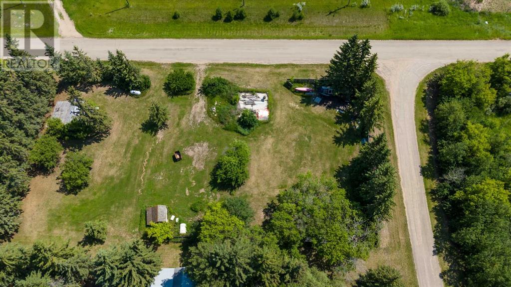 Photo 11 of 4901 4905 51 Street, Streamstown AB