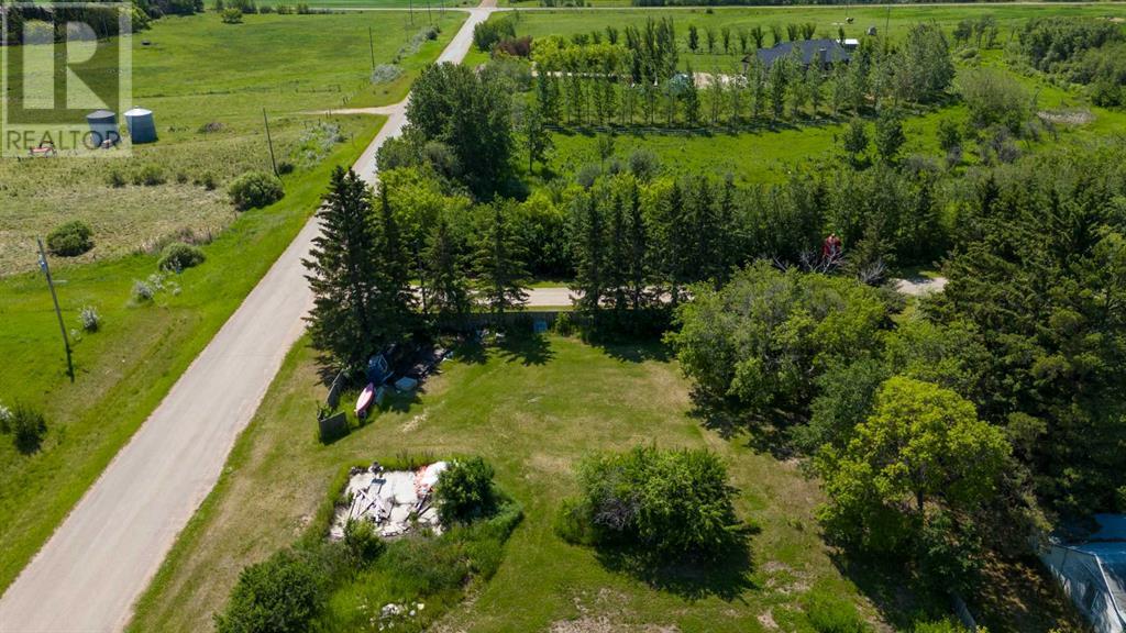 Photo 14 of 4901 4905 51 Street, Streamstown AB