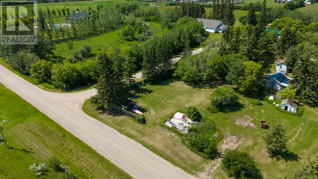 Photo 3 of 4901 4905 51 Street, Streamstown AB
