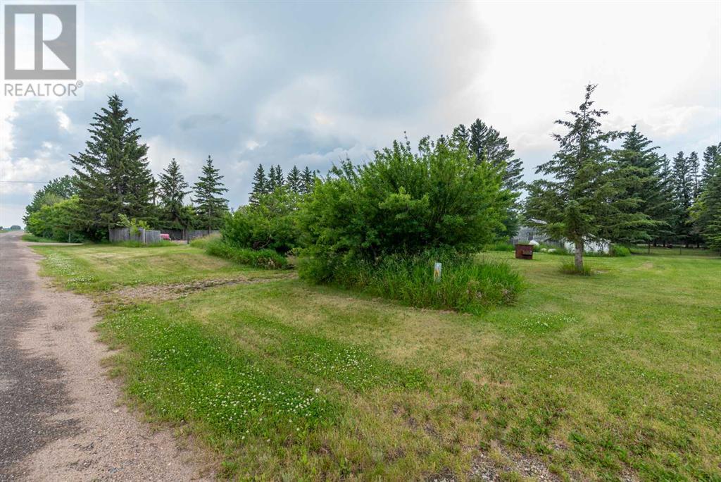 Photo 12 of 4901 4905 51 Street, Streamstown AB