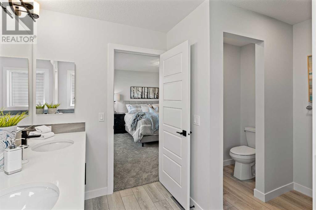 Photo 4 of 145 Amblefield Terrace Nw, Calgary AB
