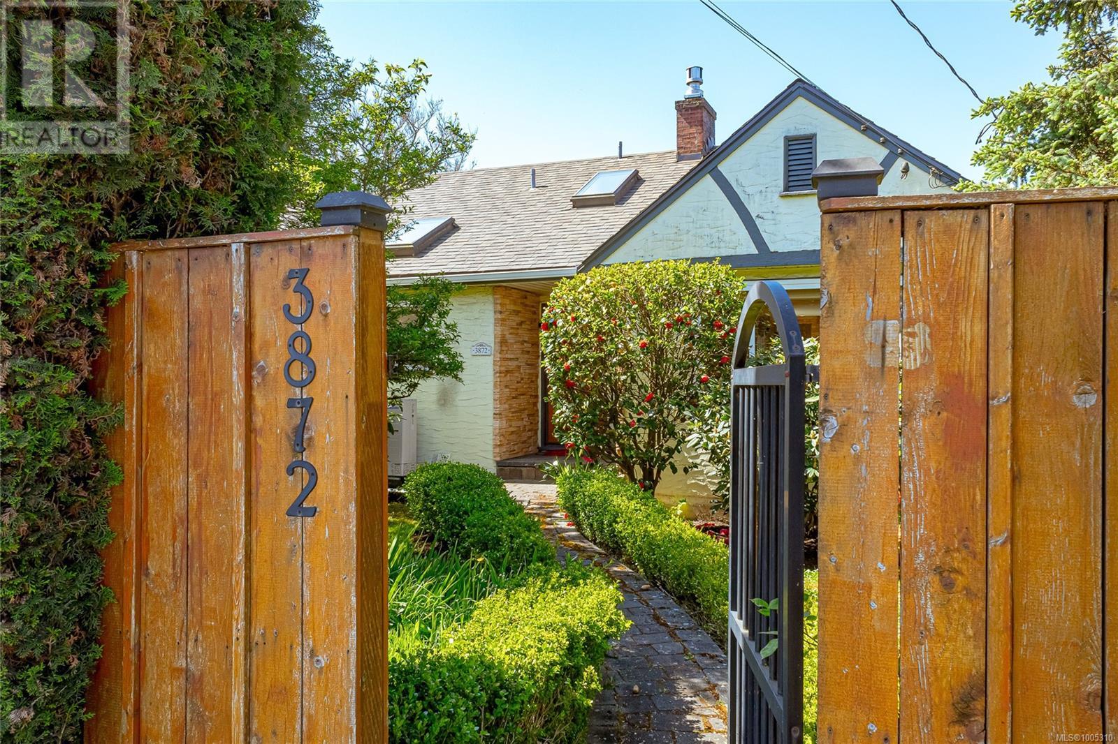 3872 CAREY RD - Image 2