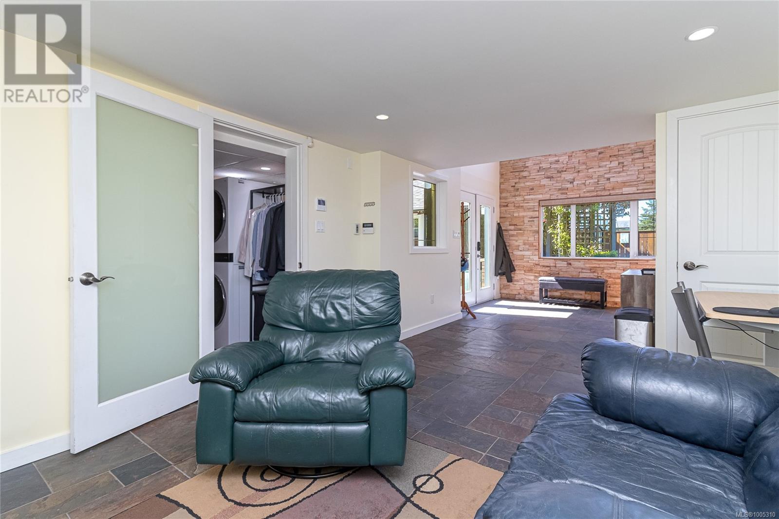 3872 CAREY RD - Image 22