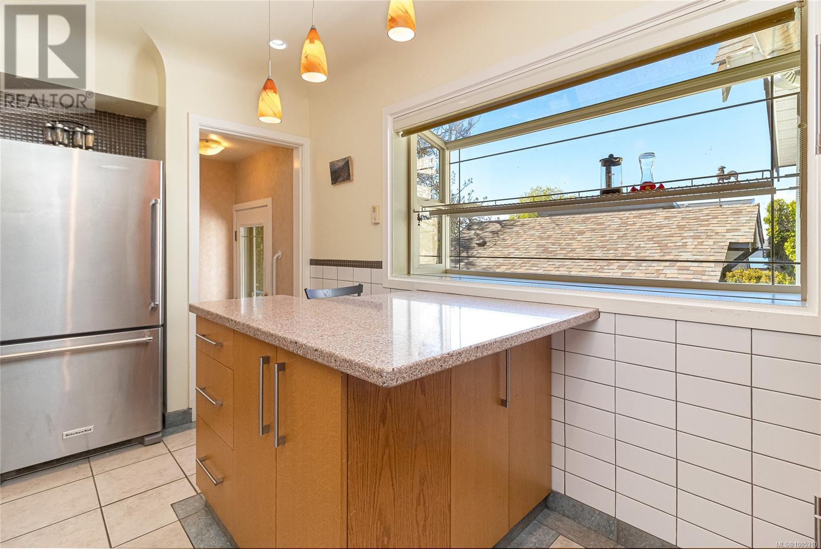 3872 CAREY RD - Image 21