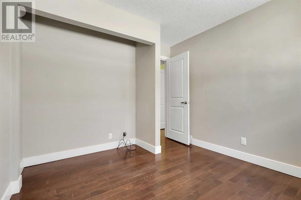 Single Family House Bungalow for Sale in  Woodbrook Way SW Woodbine Calgary 