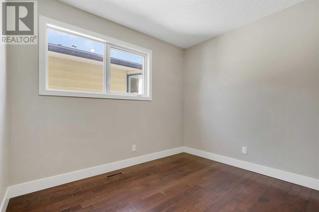 Single Family House Bungalow for Sale in  Woodbrook Way SW Woodbine Calgary 