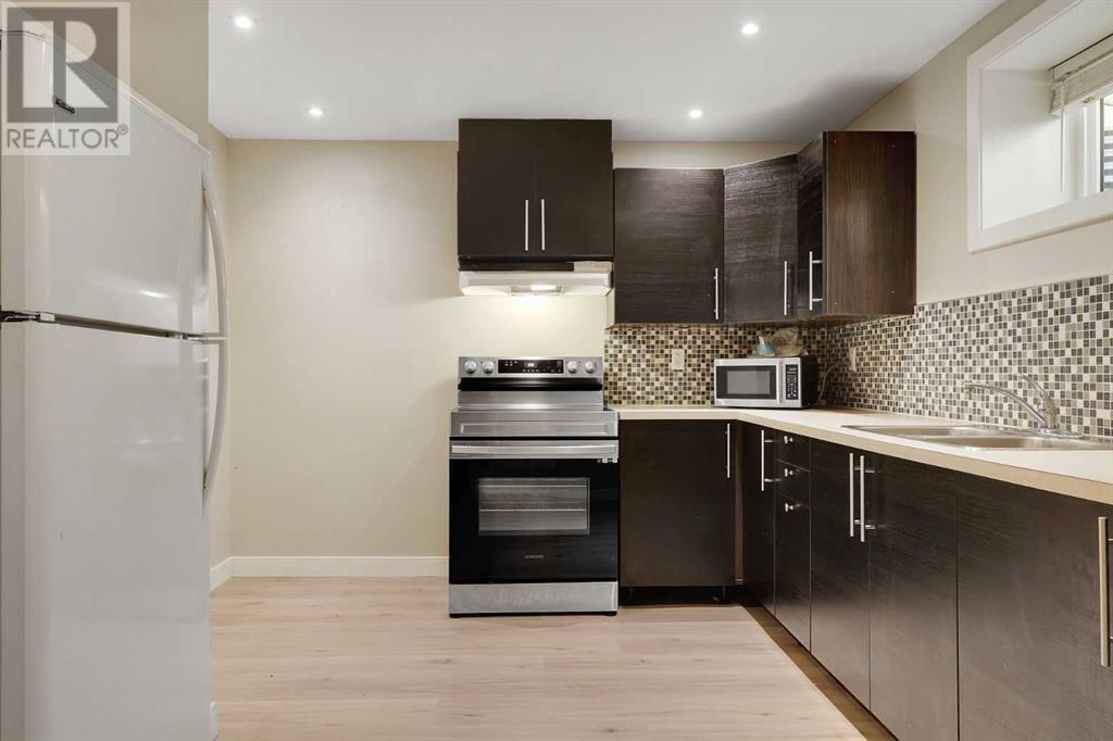 Single Family House Bungalow for Sale in  Woodbrook Way SW Woodbine Calgary 